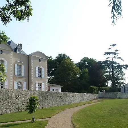 Domaine Du Chene Crucy 3*